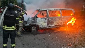 У Краматорську через влучання ворожого безпілотника згорів цивільний автомобіль