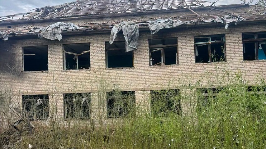 У Слов’янську ворожий FPV-дрон поранив двох людей, у Миколаївці – вбив одну людину, у Краматорську від удару КАБів одна людина загинула, одна поранена