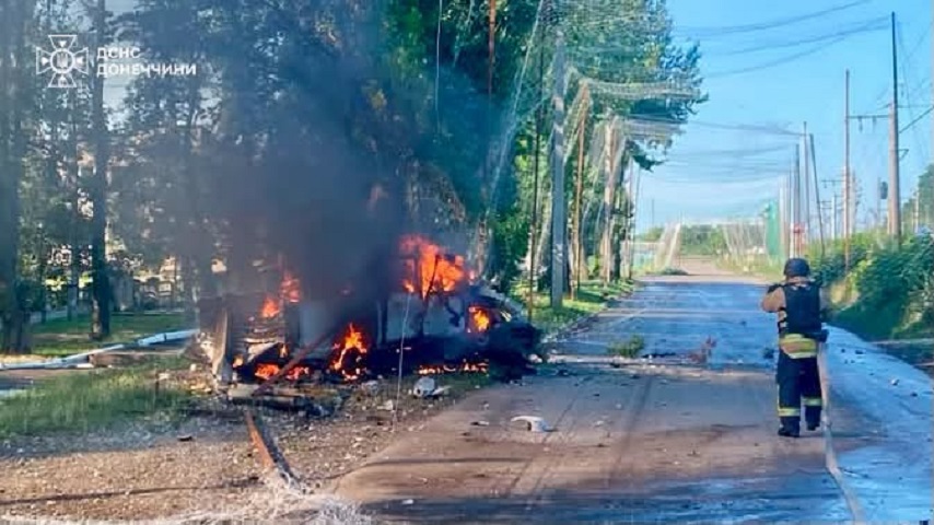 Російський безпілотник знищив цивільний автомобіль у Красноторці