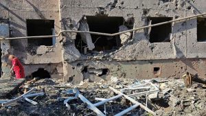 Троє людей отримали поранення внаслідок російських обстрілів, пошкоджено 11 цивільних об’єктів (фото)