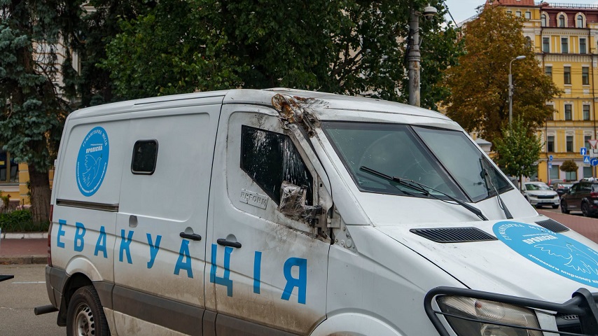 У Києві розпочалася виставка про евакуаційні місії – «Гуманітарна система під ударом»