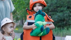 З Краматорської та Святогірської громад вивезли ще 15 цивільних, серед них — 5 дітей