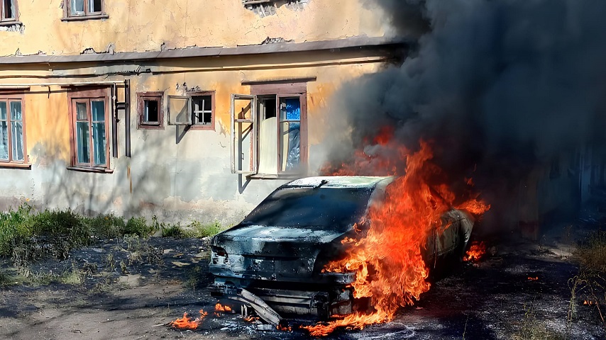 У Краматорську FPV-дрони атакували цивільні авто