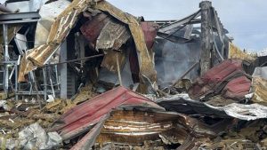 Двоє вбитих, 7 поранених, 17 житлових будинків зруйнованих внаслідок російських обстрілів Донеччини