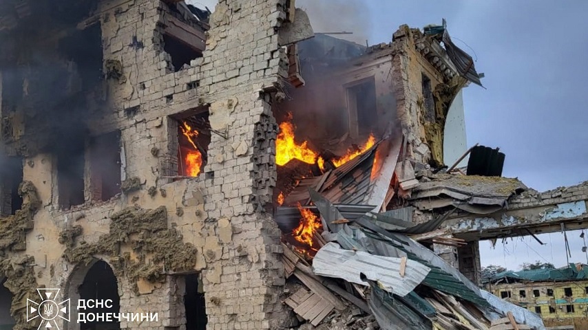Вогнеборці ліквідували наслідки чотирьох ворожих прильотів у Краматорську