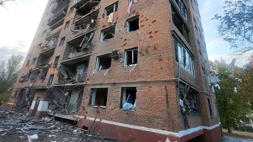 Російські обстріли Донеччини не вщухають: 7 загиблих і 14 поранених цивільних, 57 житлових будинків зруйновано