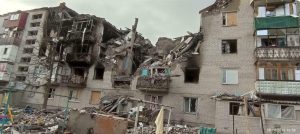 Скільки будинків зруйновано у Святогірській громаді та яку суму вже виплатили людям
