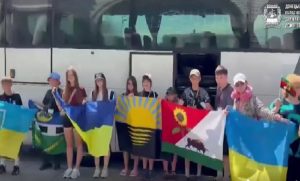 Діти військовослужбовців із Донеччини вирушили на двотижневе оздоровлення до дитячого табору в Данії