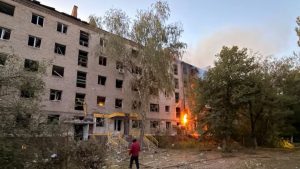 18 житлових будинків зруйновано, 10 людей поранено через російські обстріли