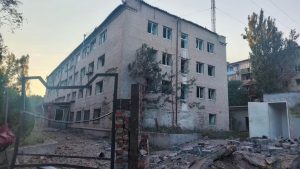 Підсумки важкої доби у Слов’янську: троє поранених та десятки пошкоджених будинків
