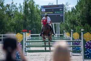 Чемпіонат Донецької області з кінного спорту провели у Дніпрі