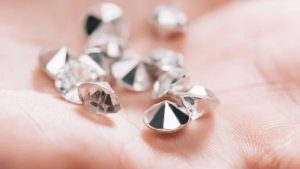 Сортувальник діамантів, марироб, петрограф – рідкісні професії, фахівців з яких шукає служба зайнятості