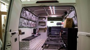 Шелтери вичерпали свій запас, броньованої техніки для евакуації не вистачає