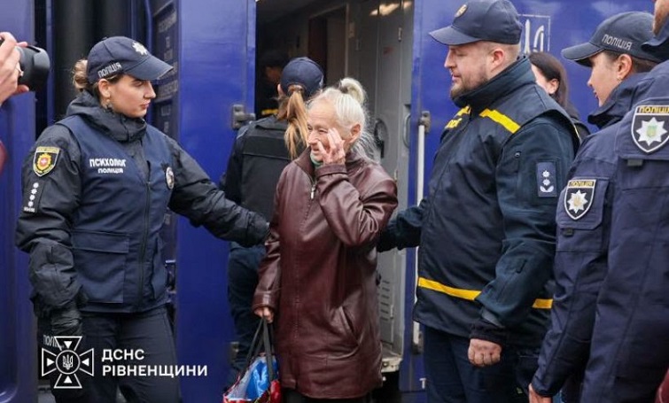 На Рівненщину прибув 19-й евакуаційний поїзд із жителями Краматорська, Слов’янська та інших міст Донеччини