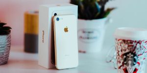 Купить б/у Айфон или купить Айфон «в коробке»: как выбрать без переплаты