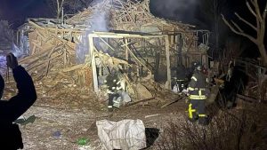 Краматорська громада вночі зазнала авіаударів, пошкоджено приватні будинки