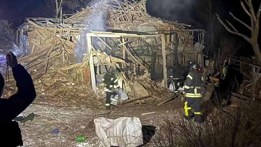 Краматорська громада вночі зазнала авіаударів, пошкоджено приватні будинки