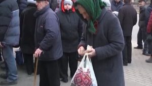 Січень став випробуванням: як тисячі пенсіонерів-ВПО опинилися без грошей через “цифрову” перевірку, і що робити