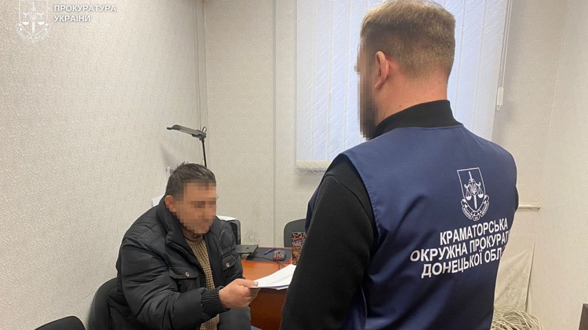 Гранати, порох і PVP у шафі — на Донеччині судитимуть мешканця Краматорського району