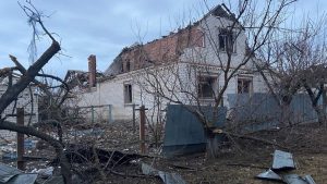 Краматорськ зазнав 4 ударів за добу: пошкоджено житло та транспорт