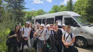 100 дітей з Донеччини поїхали на оздоровлення до Закарпаття 
