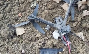 Жителів Слов’янська закликають бути пильними через збиті безпілотники