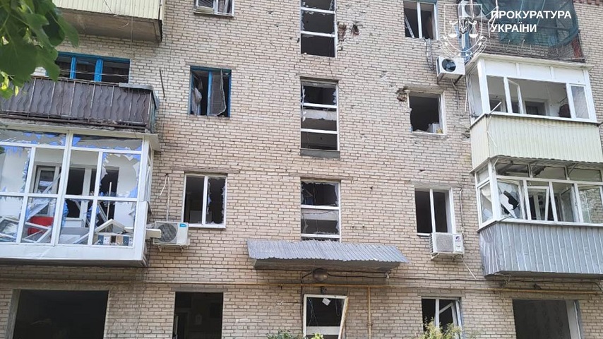 У Слов’янську вже 9 поранених після удару авіабомбами по центру міста