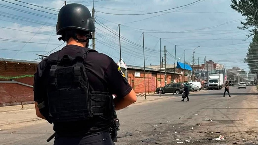 Російські війська завдали удару дроном по центральному ринку Слов’янська