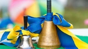 Як зібрати дитину до нового навчального року, якщо вона навчатиметься очно або дистанційно