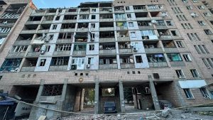 Ранковий терор Краматорська: росіяни скинули на місто чотири авіабомби, є загиблий