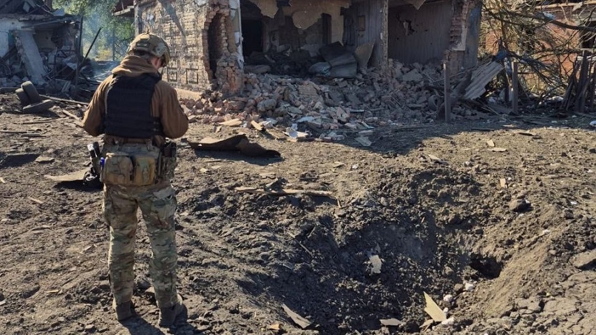 Росіяни 28 разів обстріляли Донеччину: 3 загиблих, 11 поранених, 88 цивільних об’єктів зруйновано