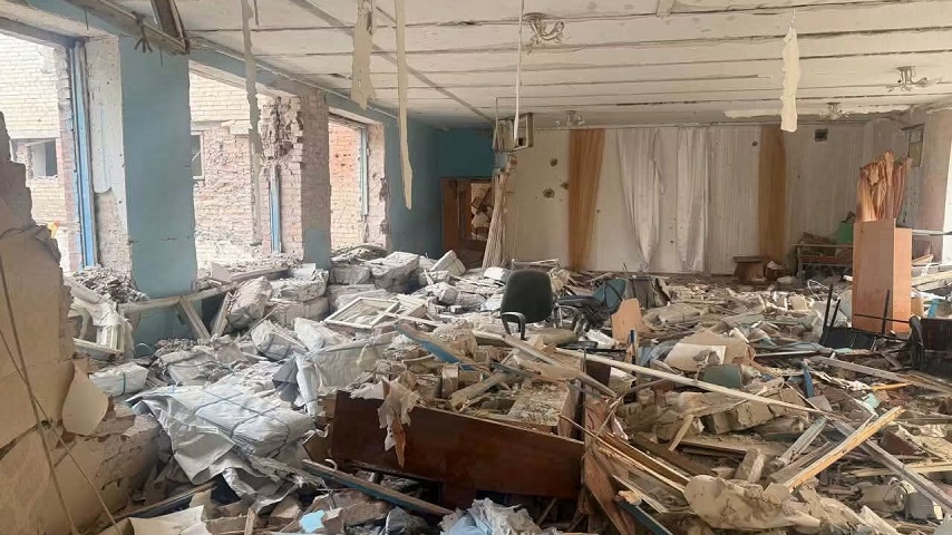 Російські війська обстріляли пункт незламності у Слов’янську: є поранені