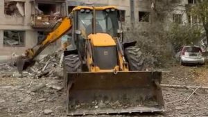 Пошукову операцію у Слов’янську завершено:  під завалами знайшли тіла ще трьох жінок
