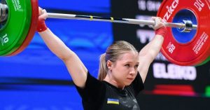 23-річна Ольга Івженко з Донеччини виборола дві нагороди на чемпіонаті світу з важкої атлетики в Китаї