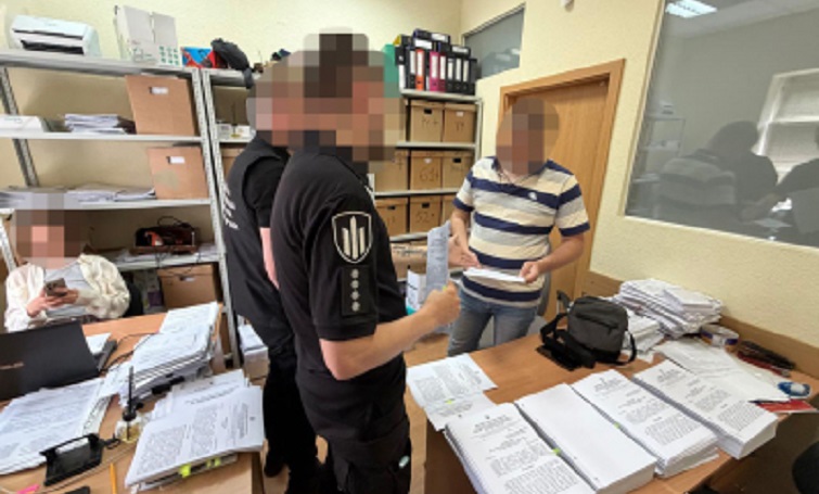 Командира військової частини на Донеччині судитимуть за фіктивні бойові виплати