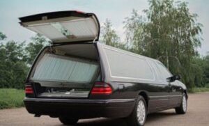 Краматорська МВА має три місяці, щоб змінити умови перевезення померлих до моргу