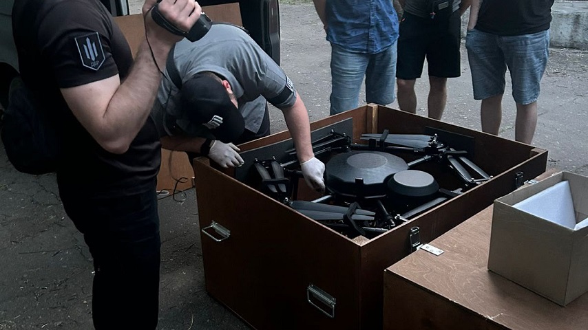 За торгівлю військовими безпілотниками та кулеметами у Краматорську затримано командира роти